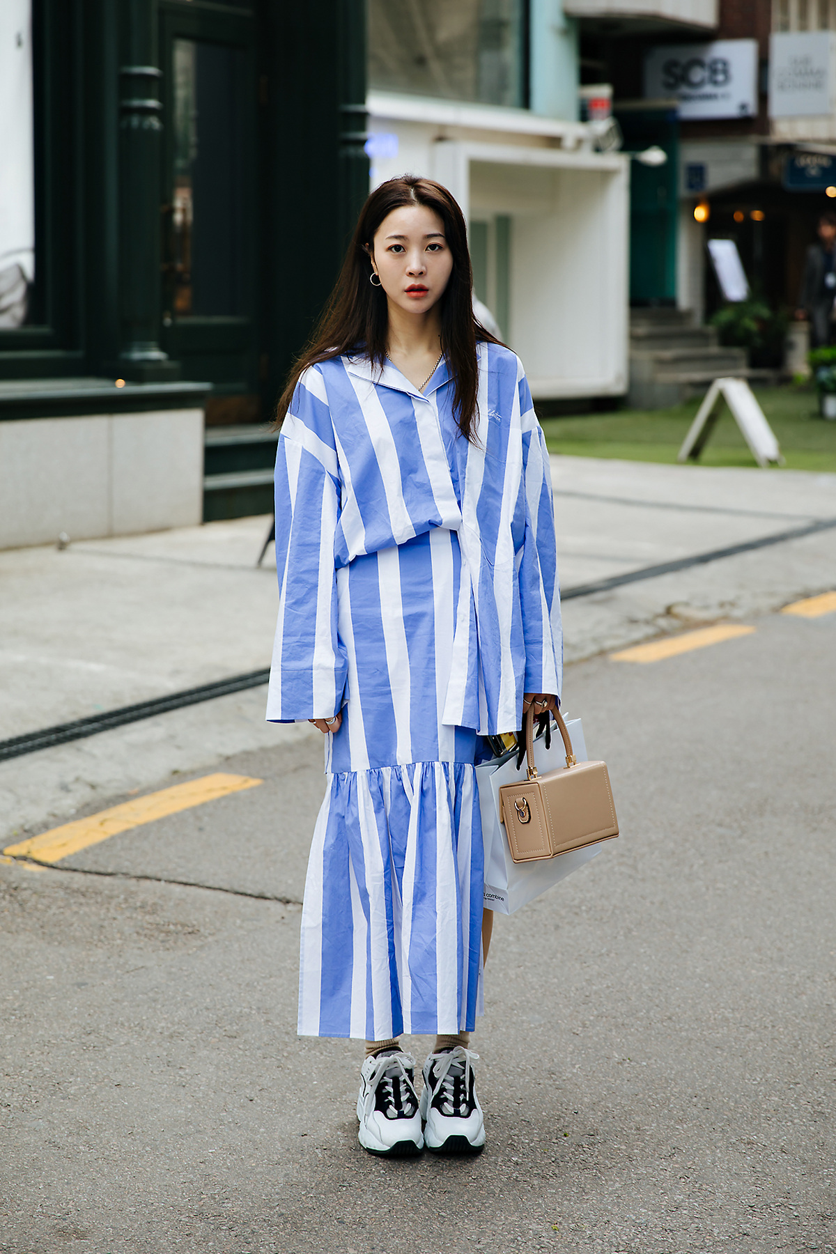 Street style women spring 2018 in seoul -4